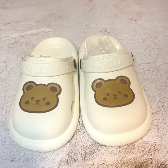 None Other - Charming Bear Kids Slippers - Cream